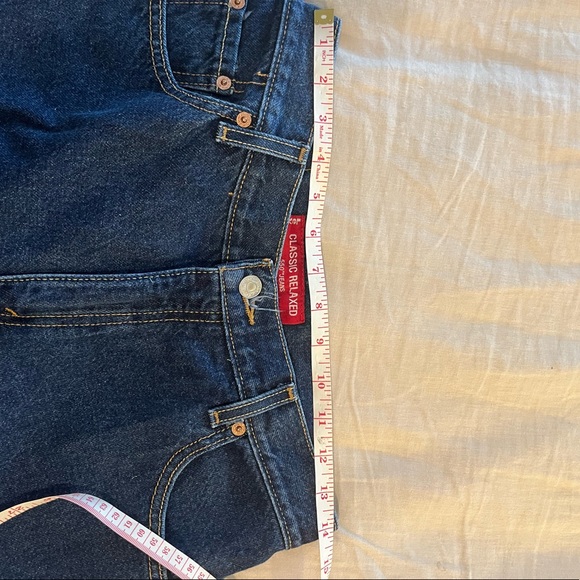 Vintage Levi’s 550 high waisted jeans - Picture 5 of 10